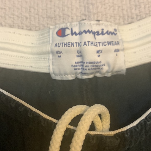 EUC Champion shorts - Picture 3 of 4